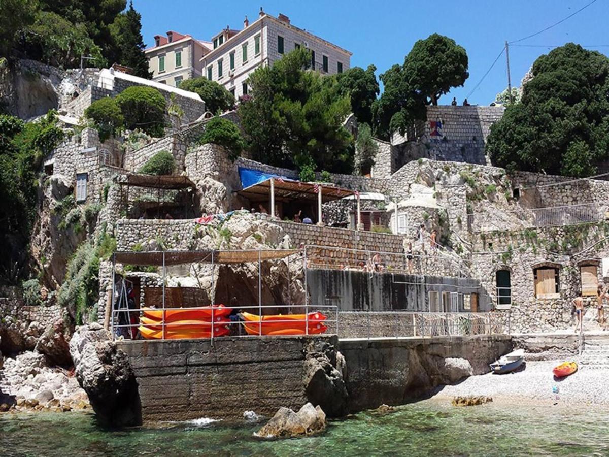 Mediteran With Garden Next To Beach And Old Town Dubrovnik Exterior photo
